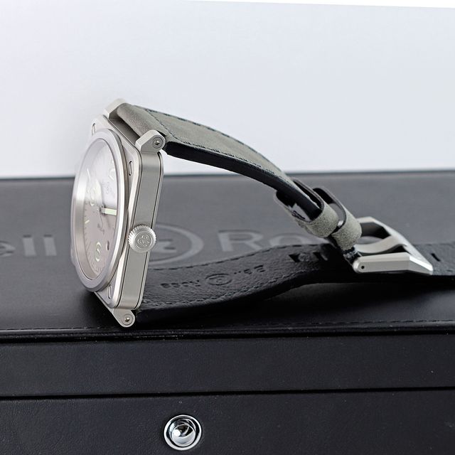 Bell and Ross BR03-92 BR0392-GR-ST/SCA Image 3